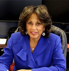 Beverly Malone headshot